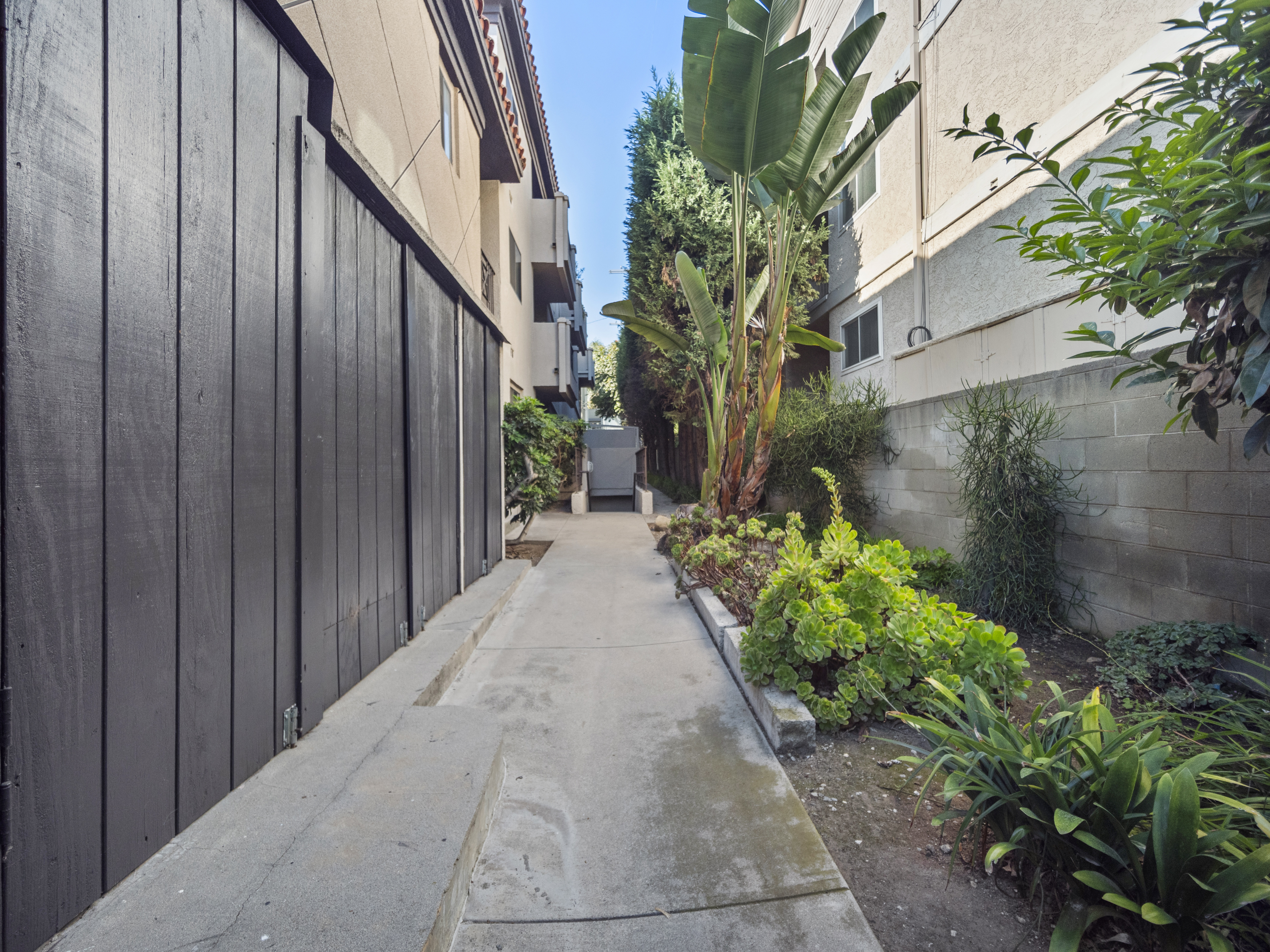 11347-nebraska-ave-los-angeles-ca-90025