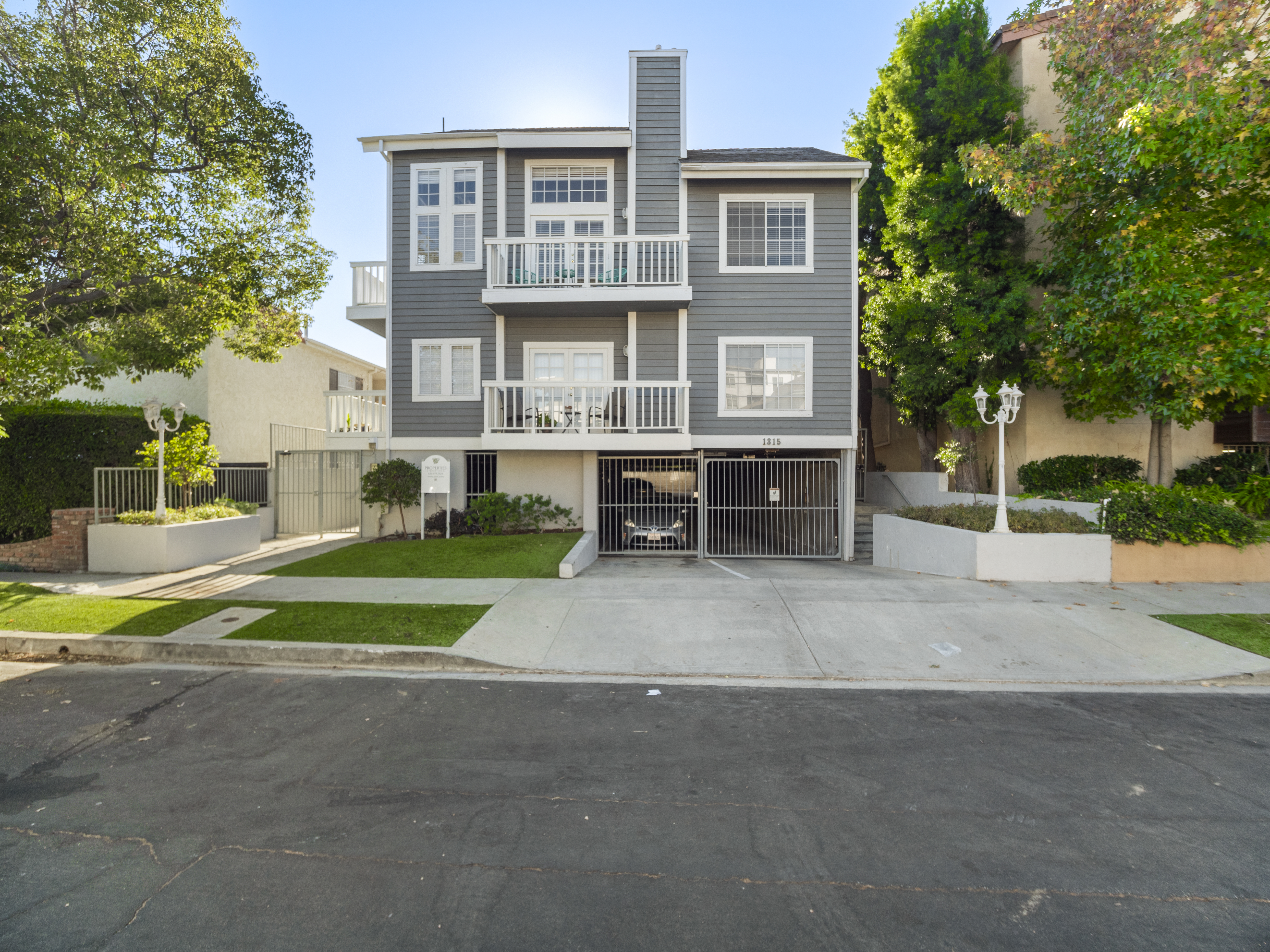 1315-s-carmelina-ave-los-angeles-ca-90025