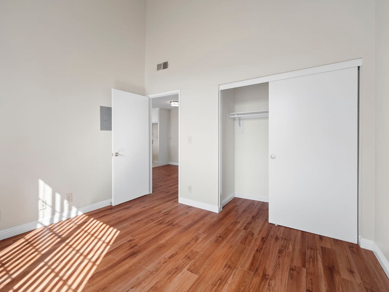 158-s-madison-ave-pasadena-ca-91101